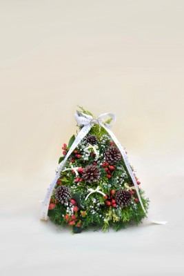 Contrata el servicio de Arreglo Pino Navideño en Partymax. Imagen #2