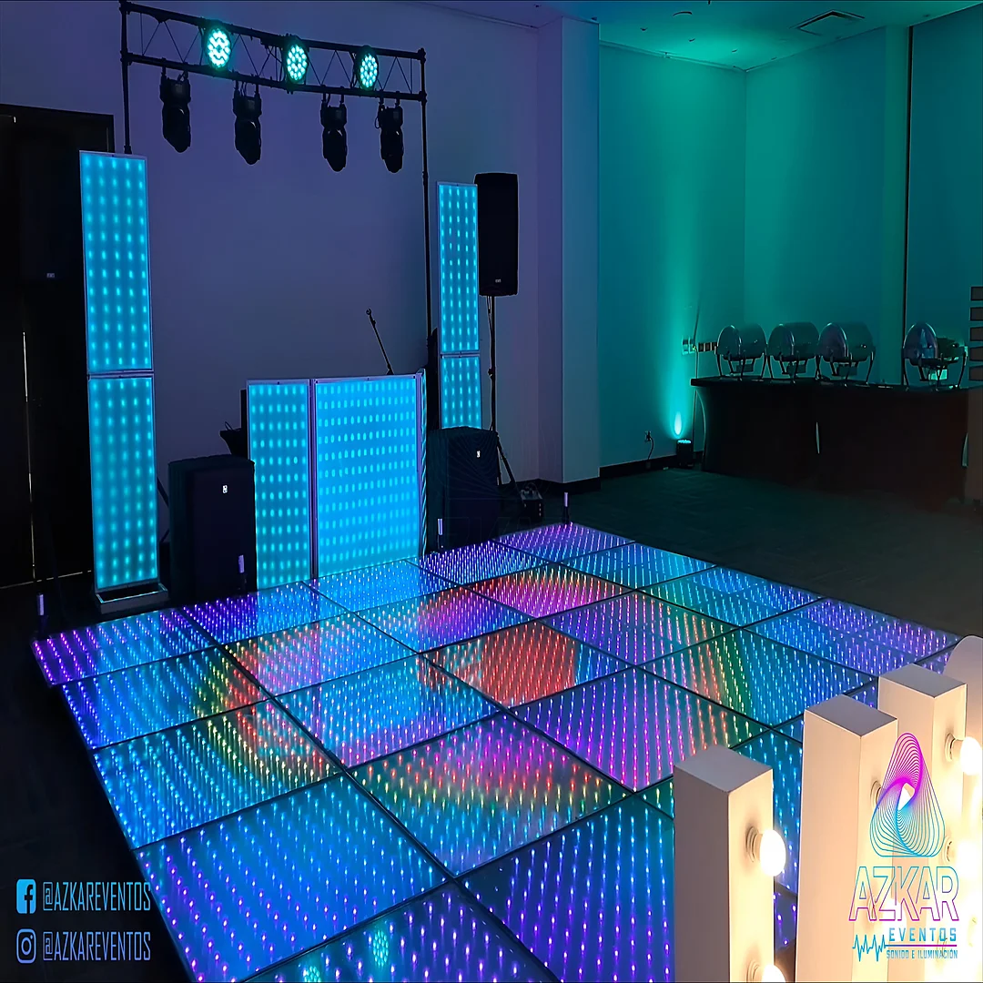 Contrata el servicio de Pista Led de 5mtrs x 6mtrs en Partymax. Imagen #1
