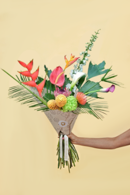 Contrata el servicio de Bouquet Clasico Color Personalizado en Partymax. Imagen #2