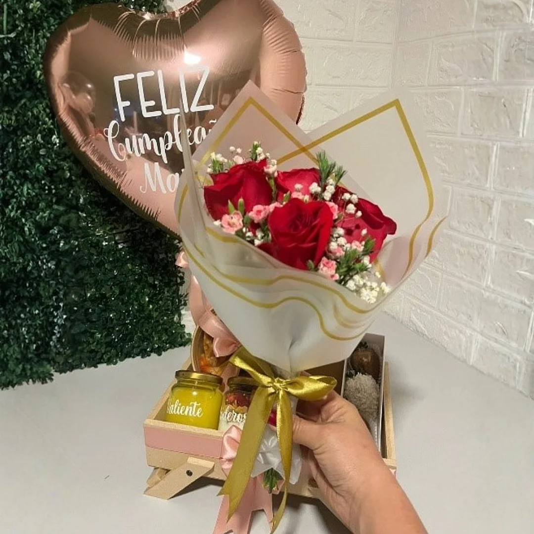 Contrata el servicio de Desayuno Mujer Valiente en Partymax. Imagen #2