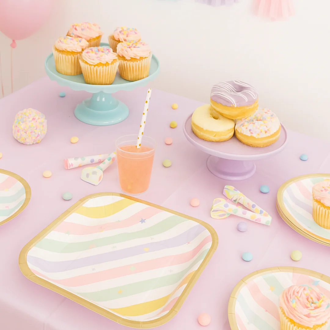 Compra Plato Cuadrado 6" Rayas Pastel *10 Unidades en Partymax. Bogotá. Imagen #2.