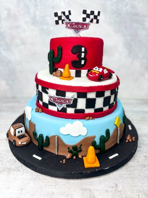 Contrata el servicio de Torta Cars en 3 Niveles en Partymax. Imagen #1